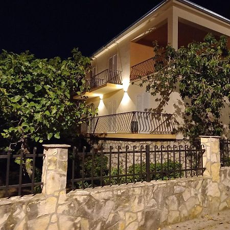 Apartman Noni ビオグラード・ナ・モル エクステリア 写真