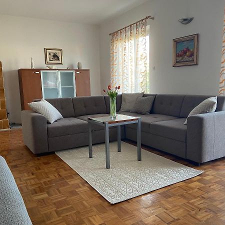 Apartman Noni ビオグラード・ナ・モル エクステリア 写真