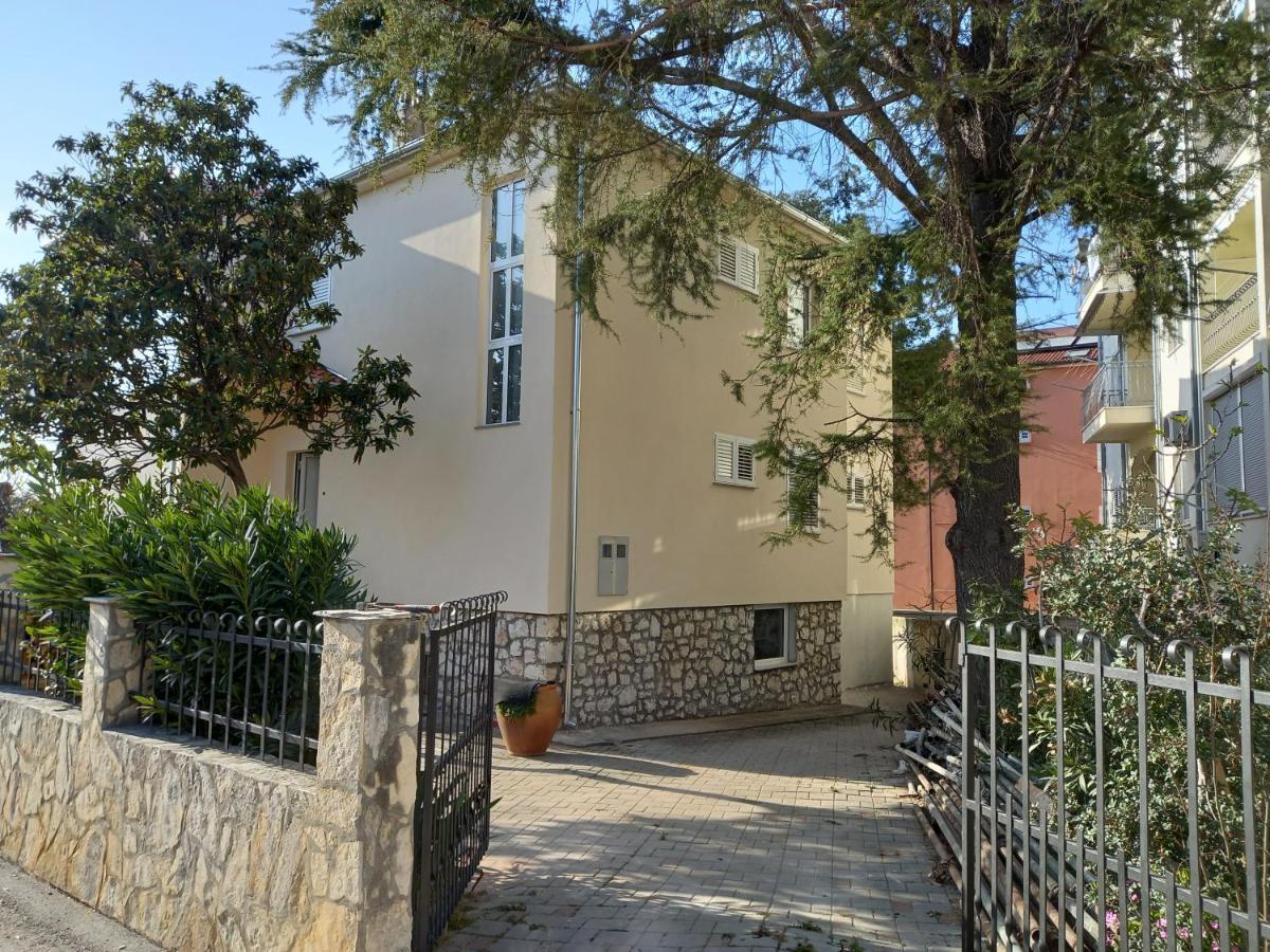 Apartman Noni ビオグラード・ナ・モル エクステリア 写真